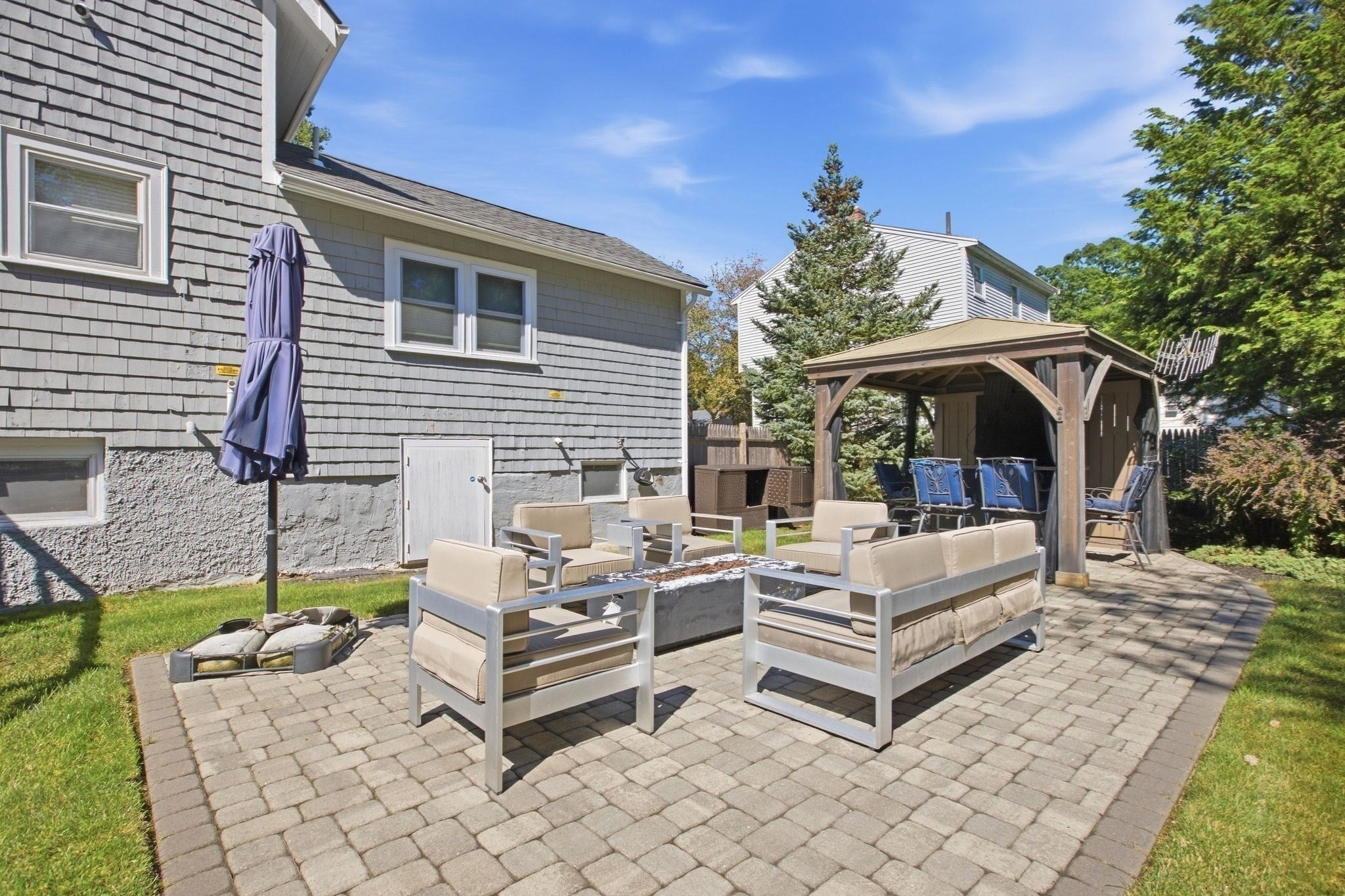 29 Canterbury Drive, Reading, MA, 29 Canterbury Drive, Reading, MA Photo #28