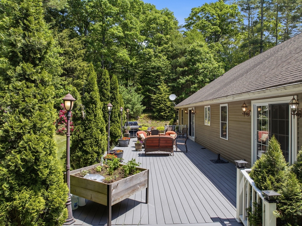 493 Hubbardston Rd