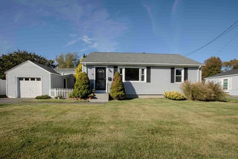 73 Bourne Rd Swansea MA 02777