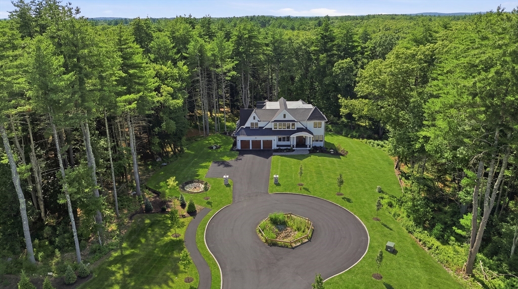 21 Nolan Cir