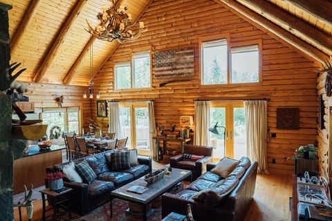 15 Stephanie Ln Peru MA 01235