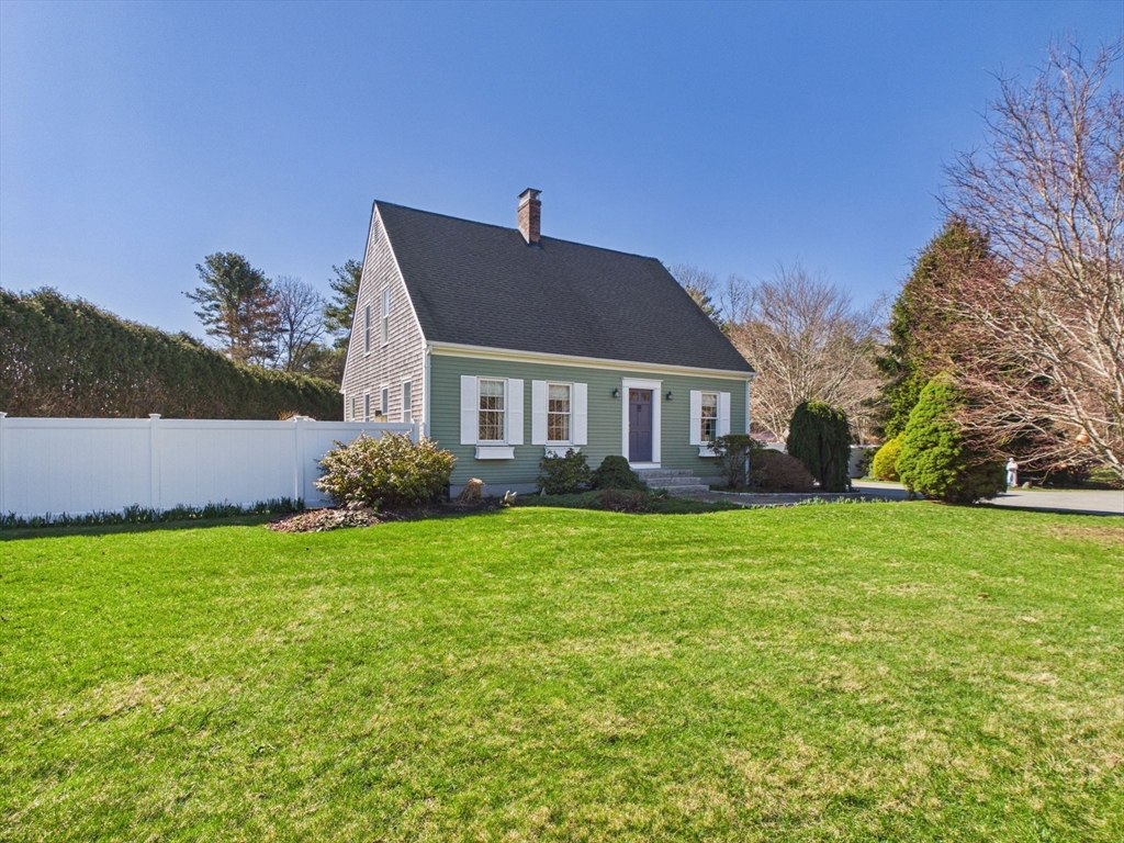 595 Old Westport Rd