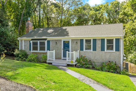 Photo of 11 Warwick Way, Mashpee, MA 02649 (MLS # 73578059)