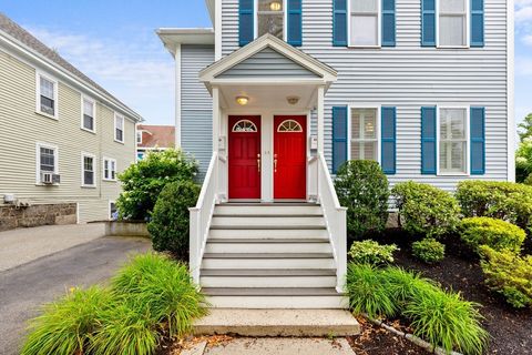 Photo of 46 Yale Ave #A, Wakefield, MA 01880 (MLS # 73464035)