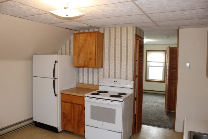 113 Pleasant St