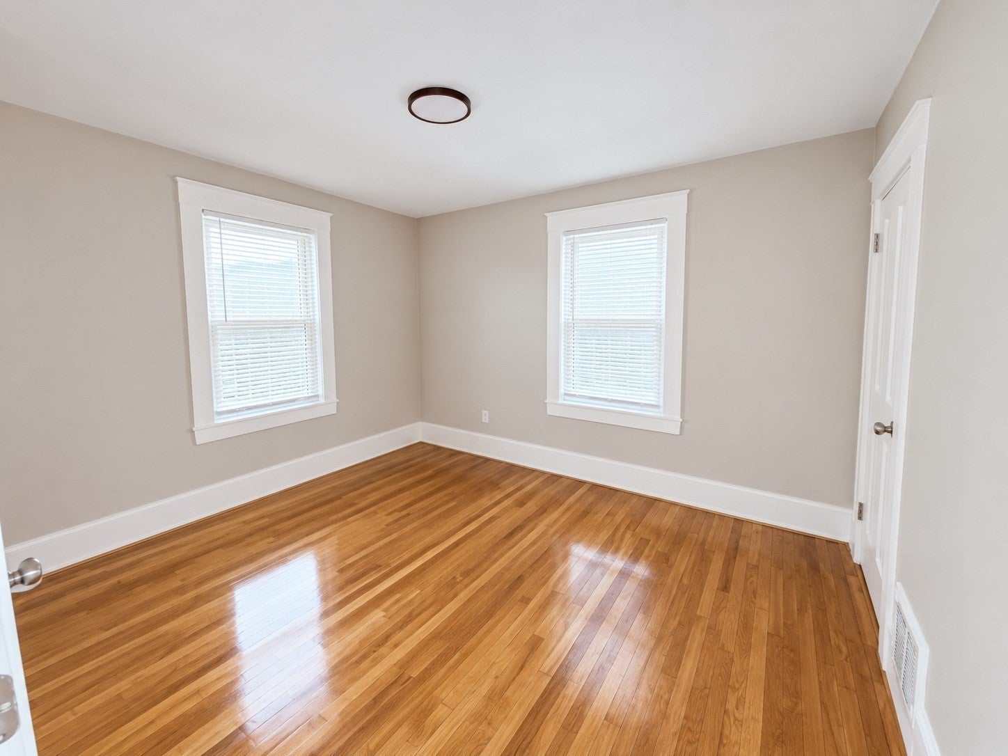 46 Grove St #3, Lynn, MA, 46 Grove St #3, Lynn, MA Photo #4