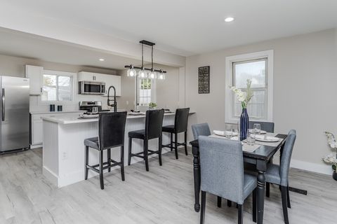 7 Webb Ct Ware MA 01082