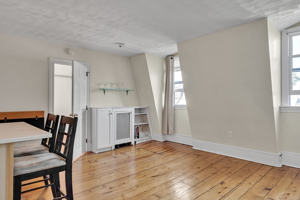 16 Hancock St 5F
