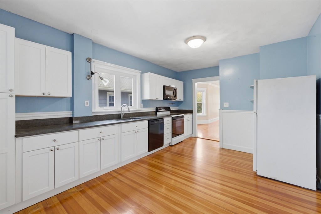 25-27 Bainbridge Street 2