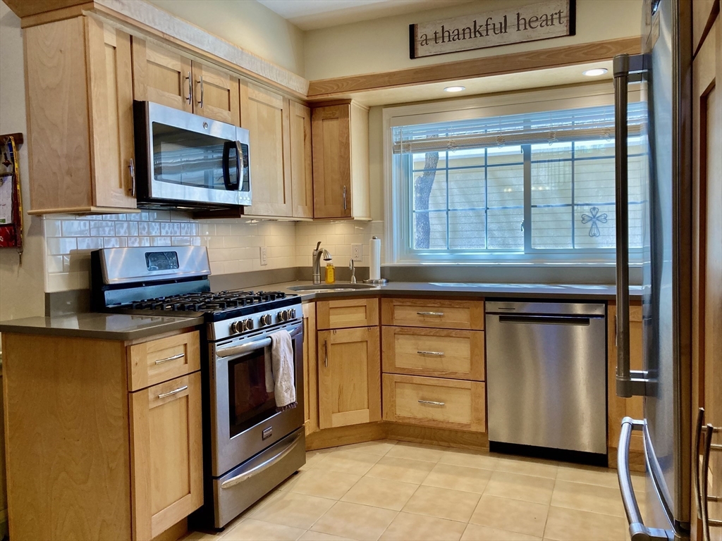 37 Village Way 37