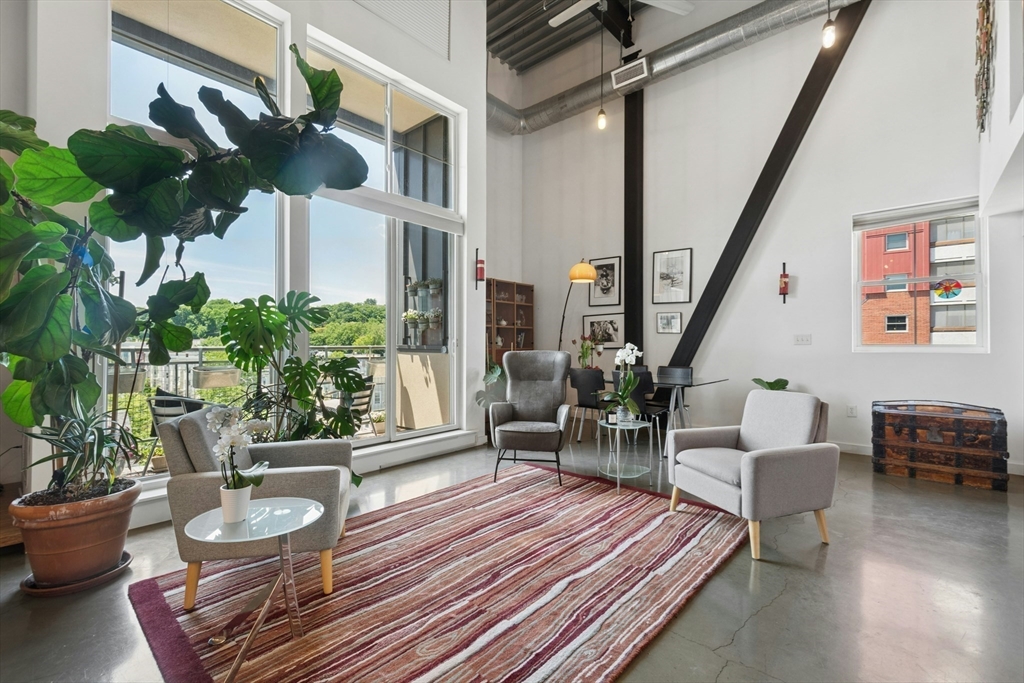 950 Broadway 36