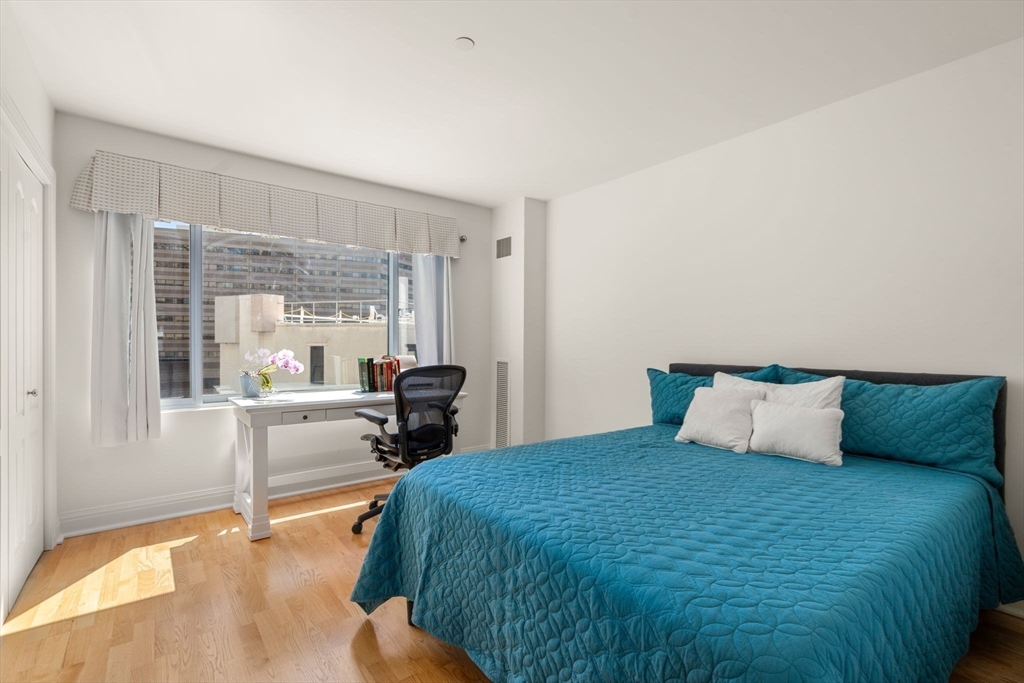 1 Huntington Ave #807, Boston, MA Photo #23