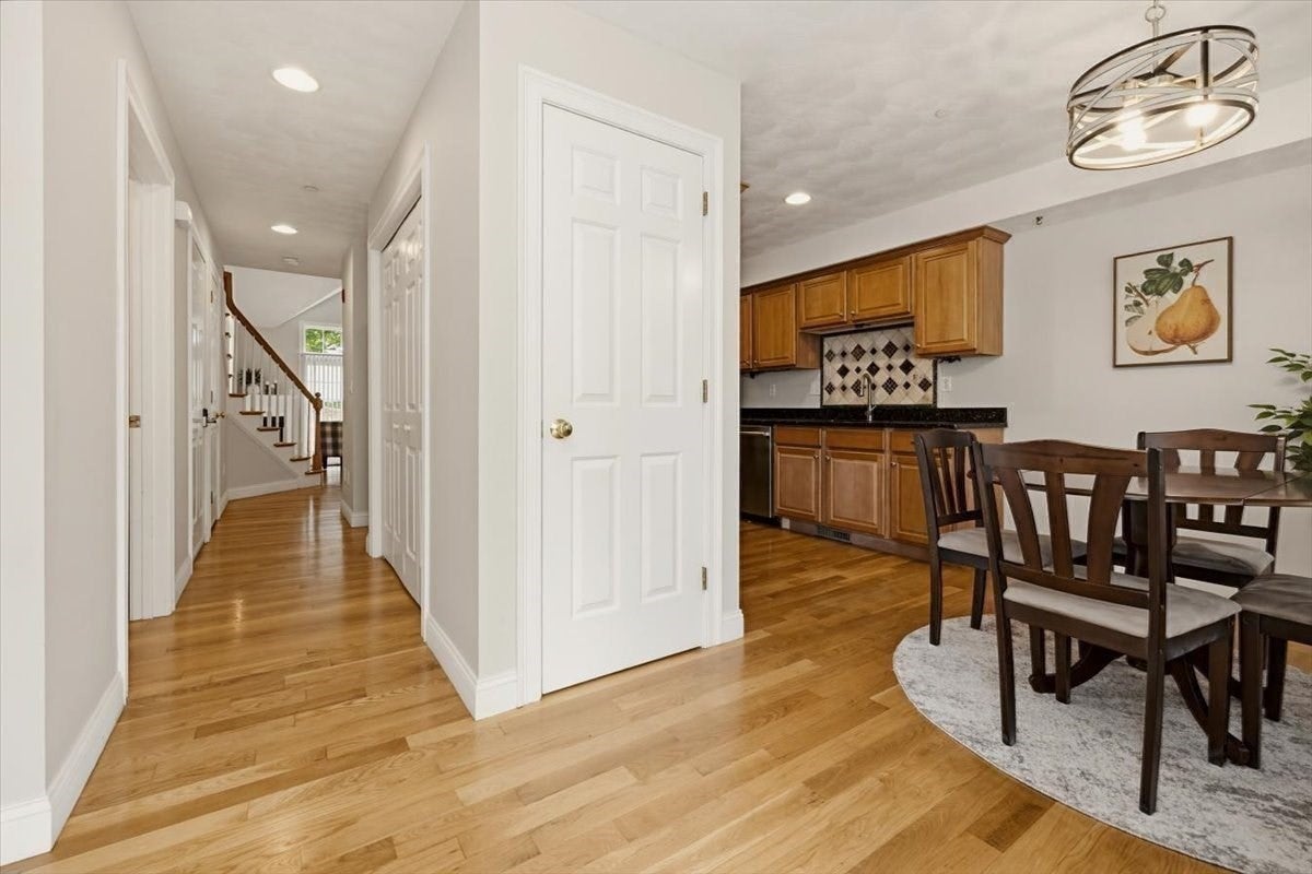 10 Charnstaff Lane 202