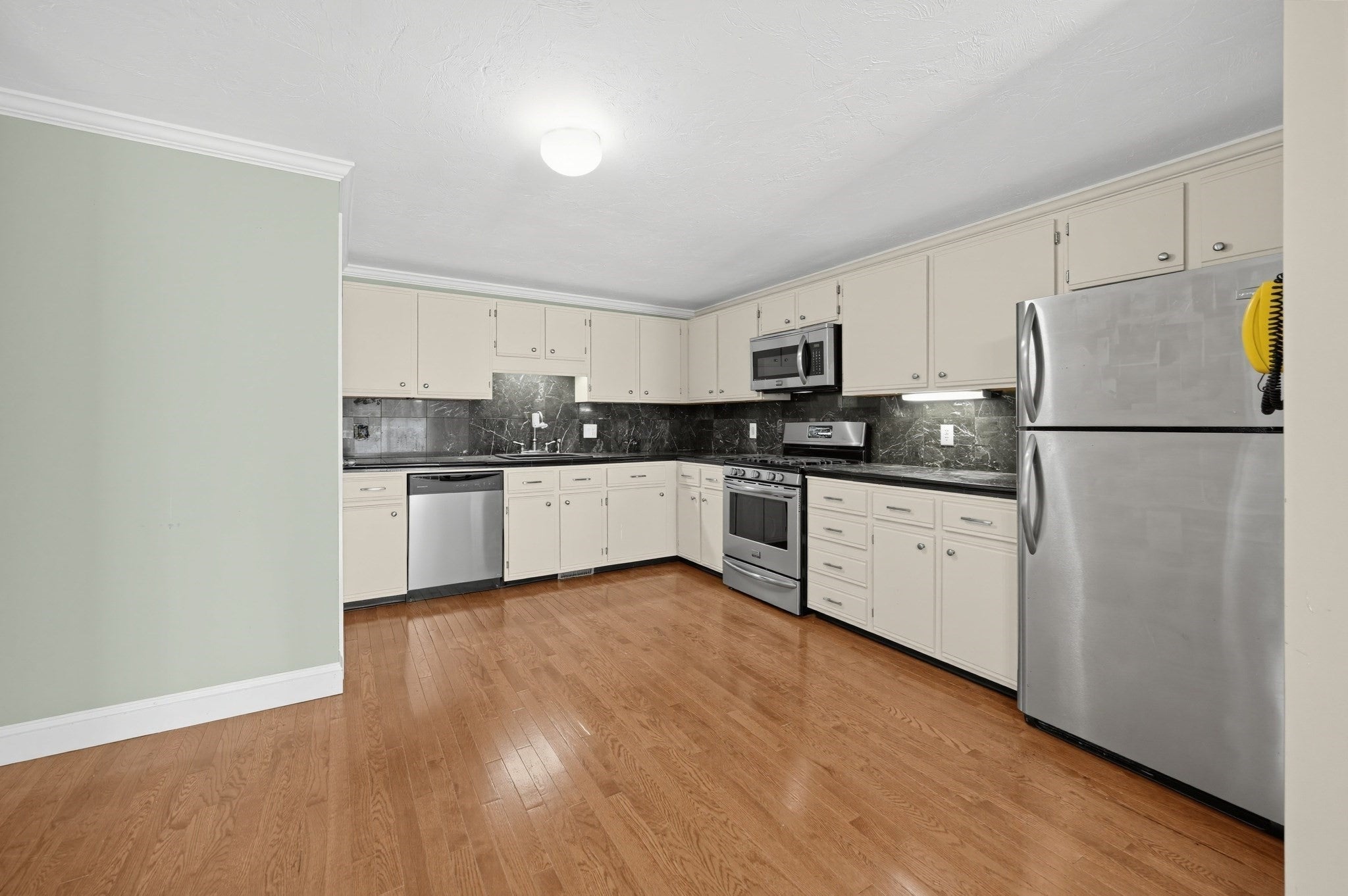 144 Hart St #2, Taunton, MA Photo #2