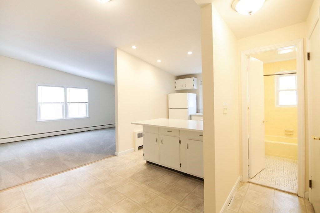 118 Pleasant Street #31, Marblehead, MA, 118 Pleasant Street #31, Marblehead, MA Photo #18