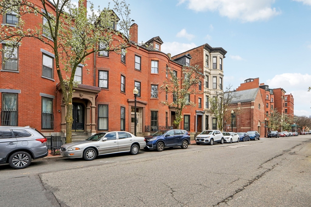 431 Shawmut Ave 2
