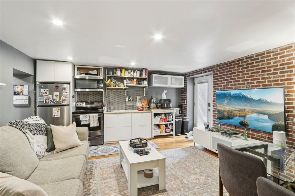 431 Shawmut Ave 2