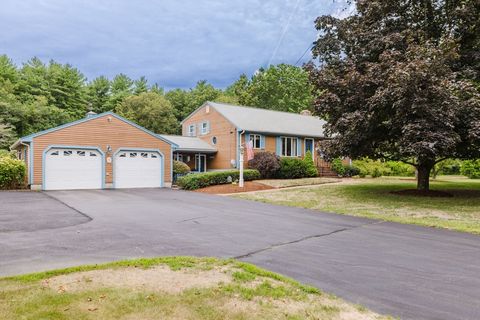 848 N Main St Raynham MA 02767