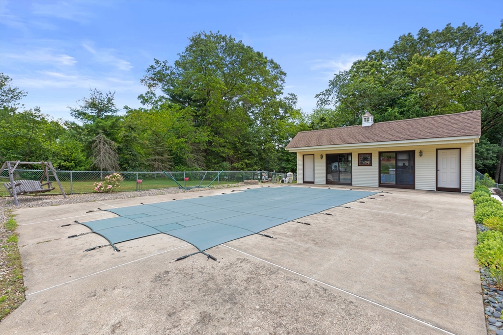 141 Baldwin Rd