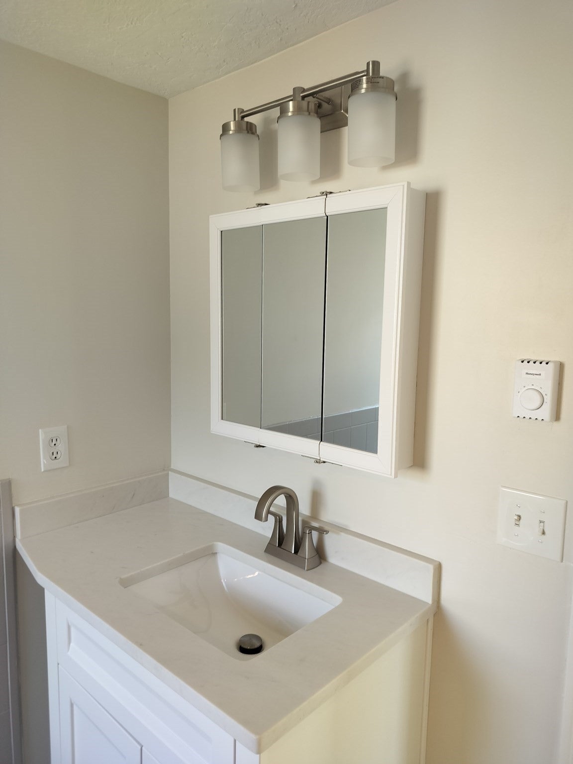 7 Lawson St, Randolph, MA, 7 Lawson St, Randolph, MA Photo #11