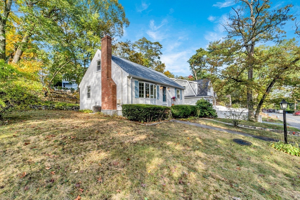 375 Marrett Rd