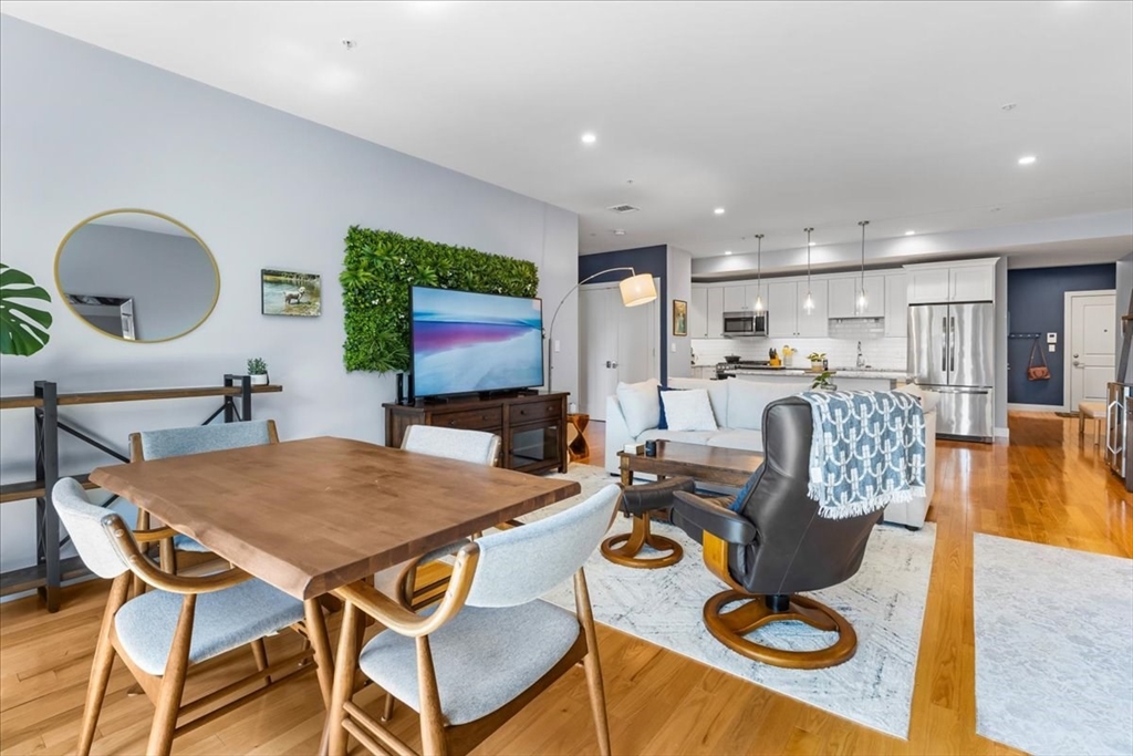 9 Independence Ave 212