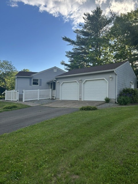 1 Red Oak Dr