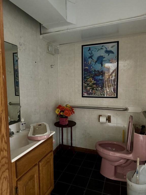 29 W Main St, Orange, MA Photo #12