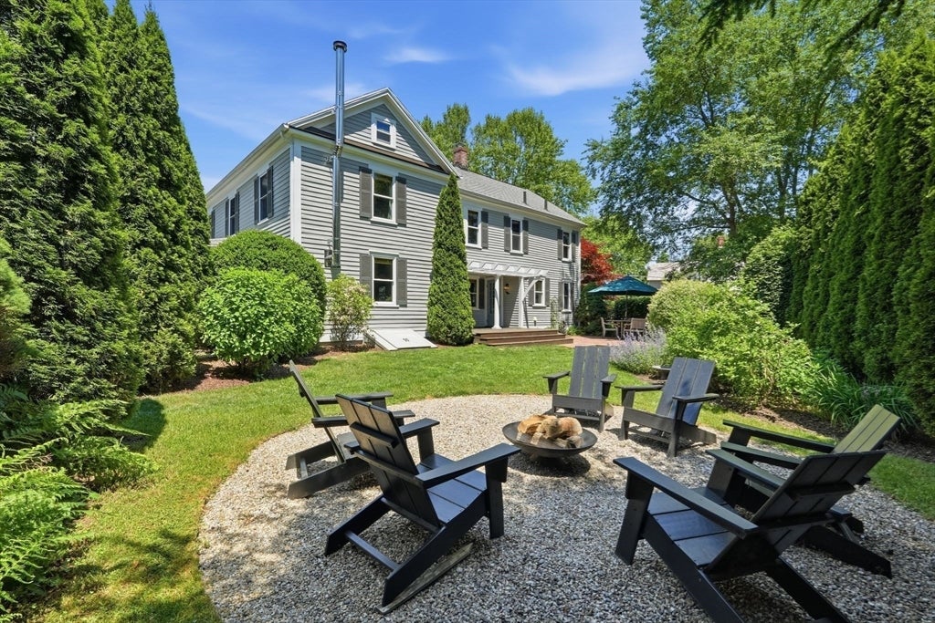 215 North St
