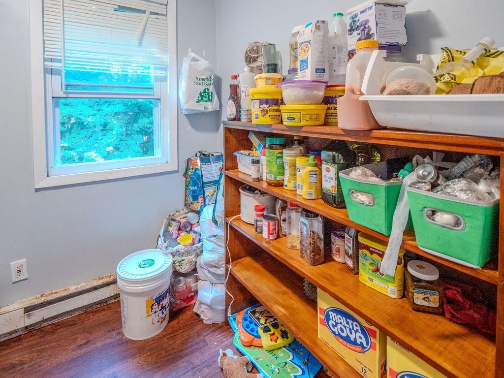 106 Illinois St, Worcester, MA, 106 Illinois St, Worcester, MA Photo #22