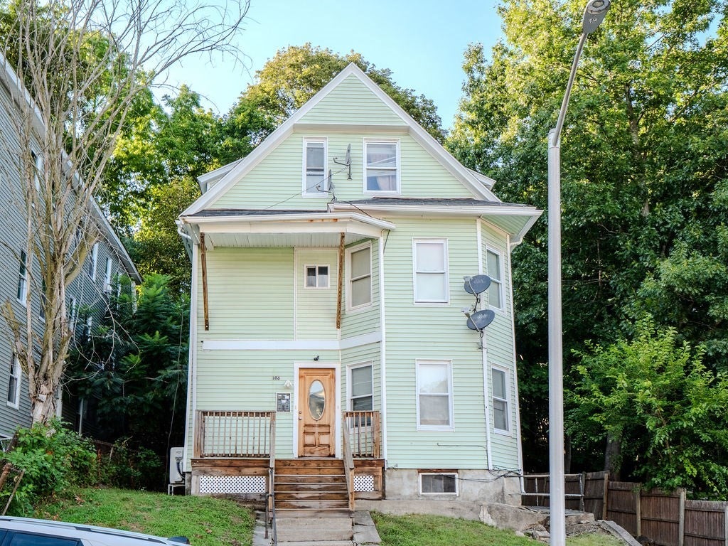 106 Illinois St