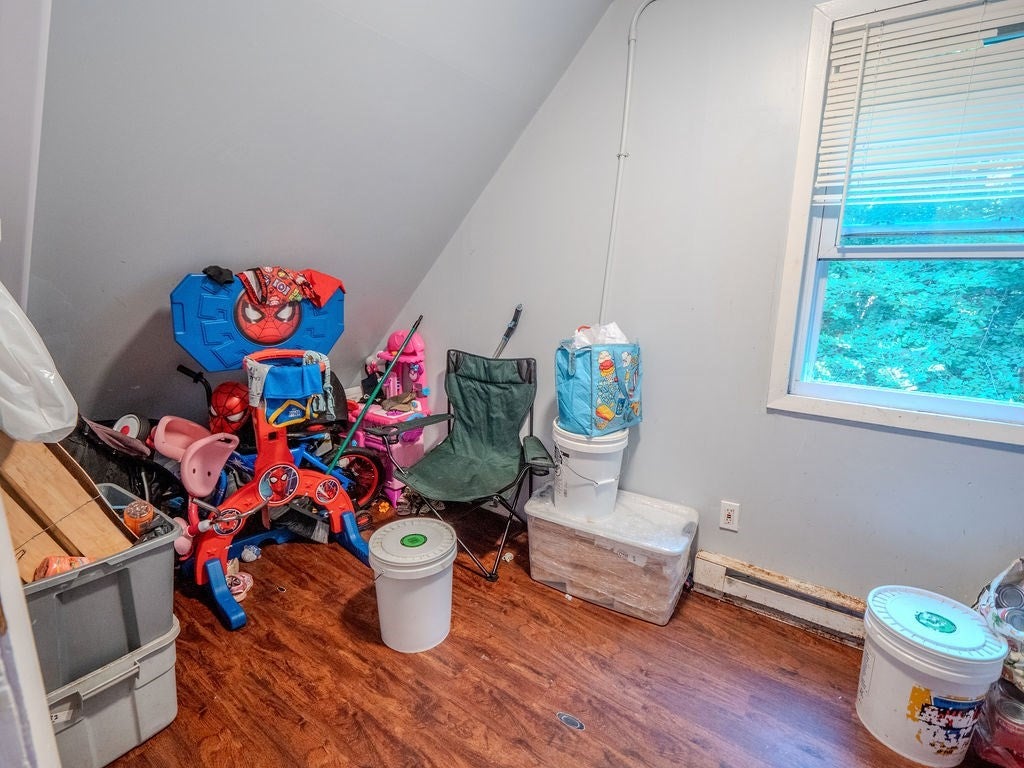 106 Illinois St, Worcester, MA, 106 Illinois St, Worcester, MA Photo #23