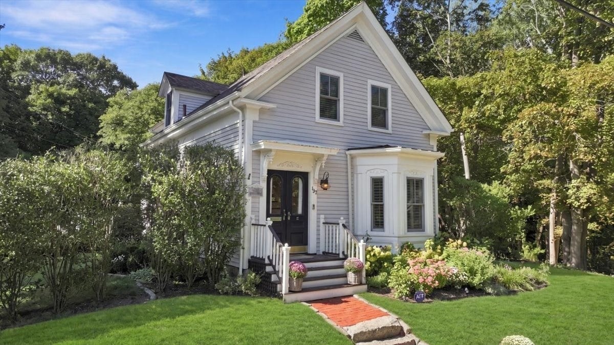 137 Fort Hill St, Hingham, MA, 137 Fort Hill St, Hingham, MA Photo #1