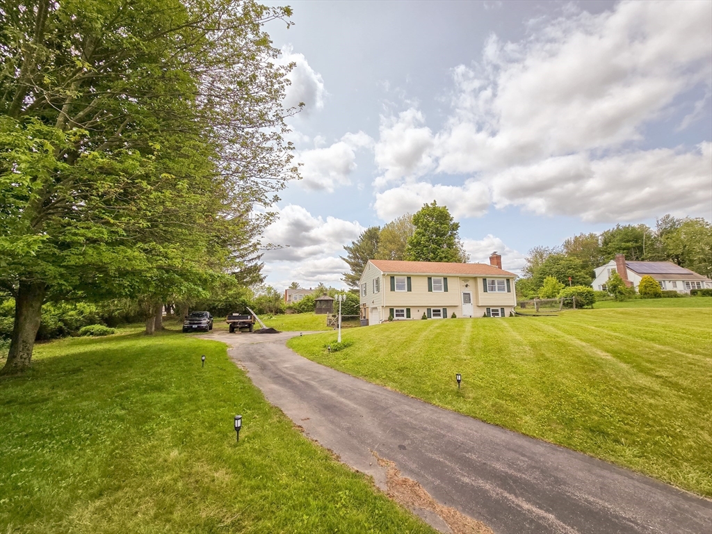 264 Dresser Hill Rd