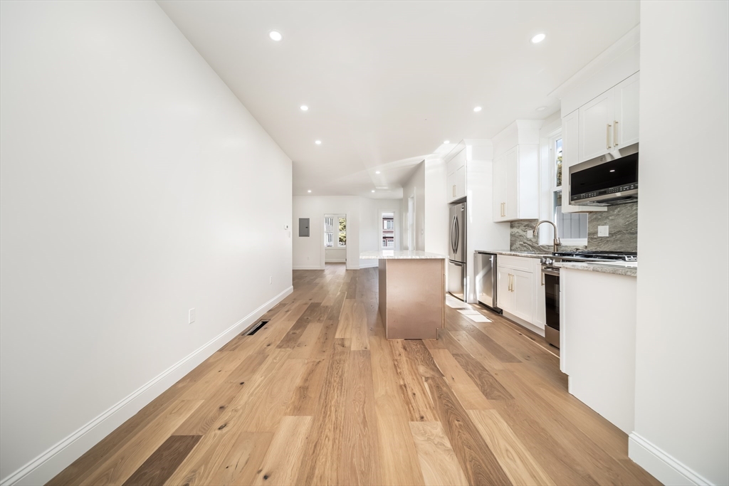 9 Knollin St #1, Malden, MA Photo #3