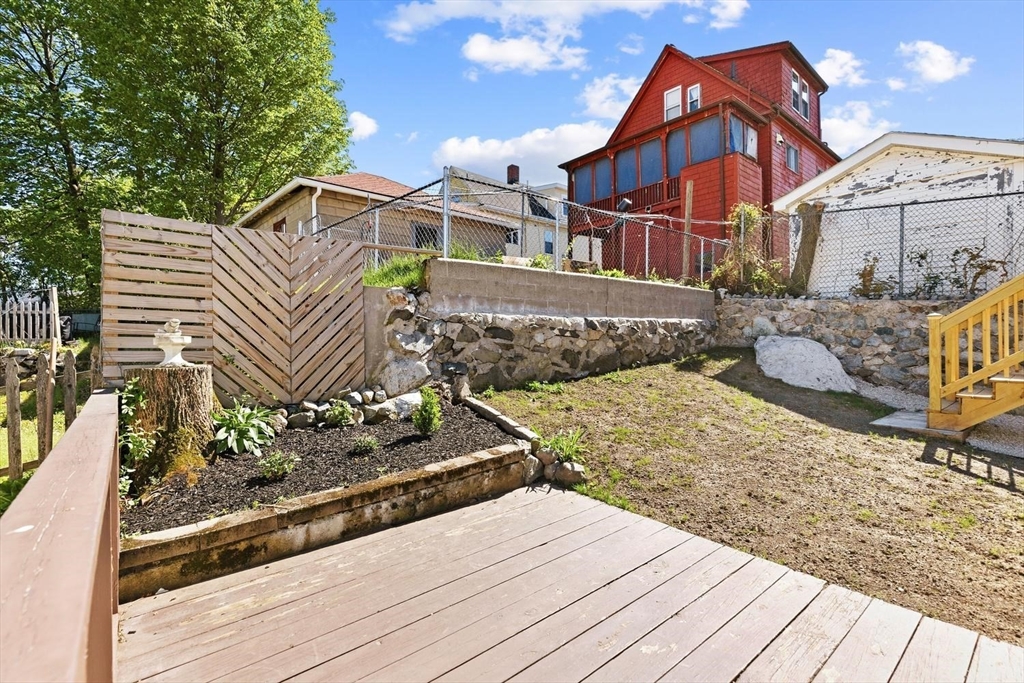 9 Knollin St #1, Malden, MA Photo #14