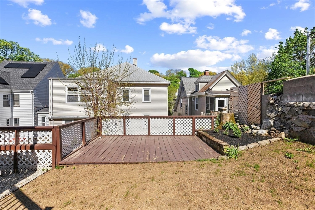 9 Knollin St #1, Malden, MA Photo #16