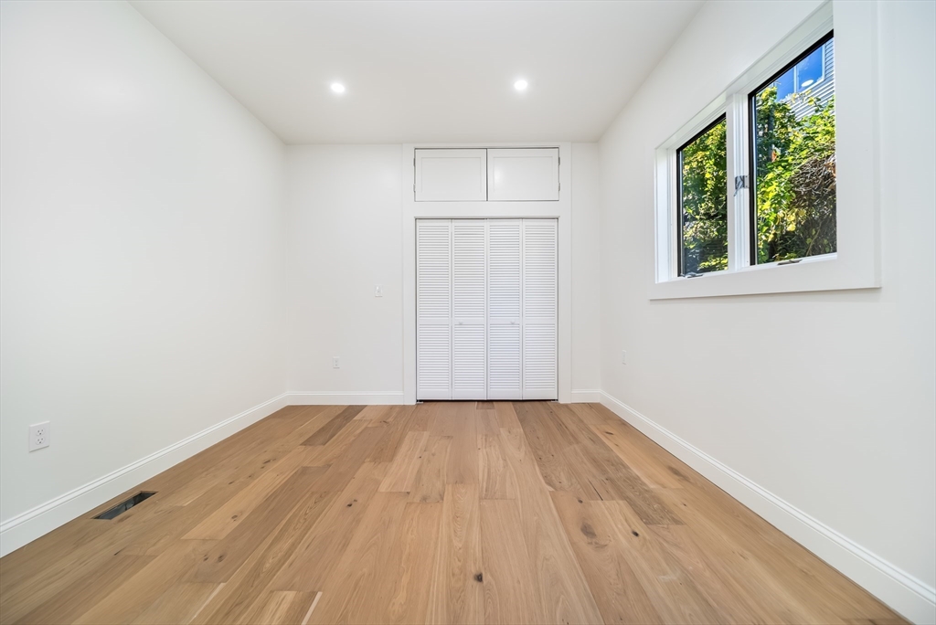 9 Knollin St #1, Malden, MA Photo #6