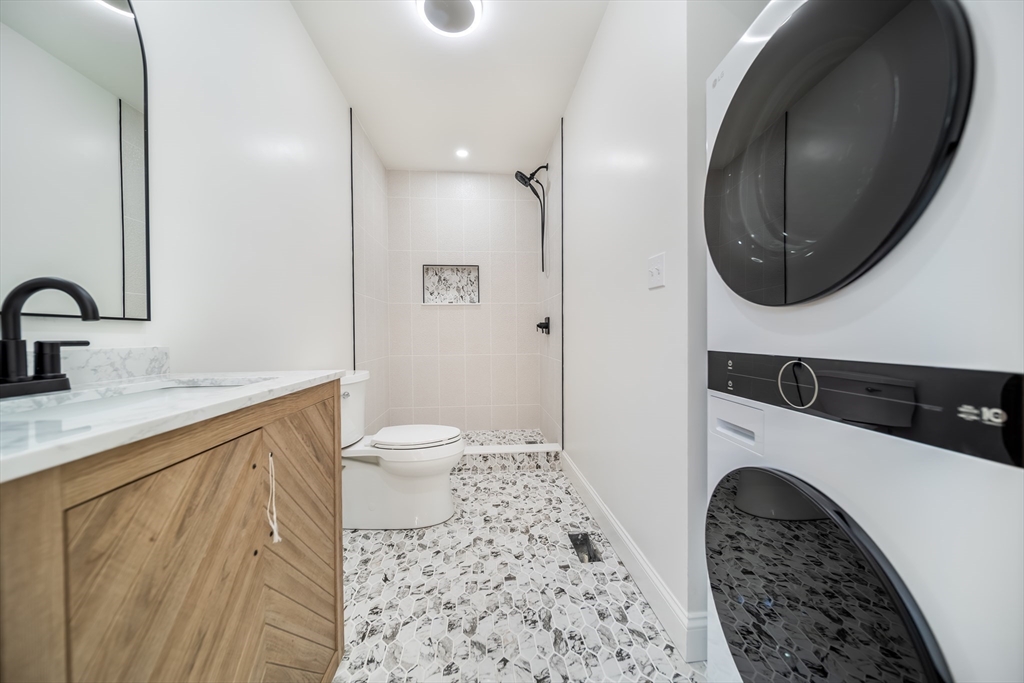 9 Knollin St #1, Malden, MA Photo #7