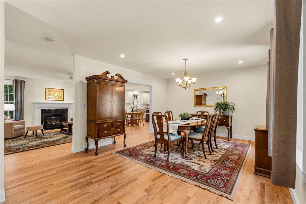 14 Village Rd, Pepperell, MA Photo #10