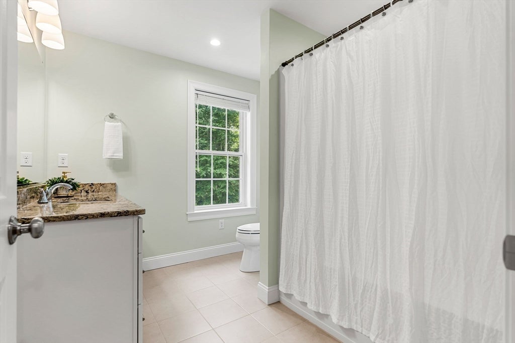 14 Village Rd, Pepperell, MA Photo #26