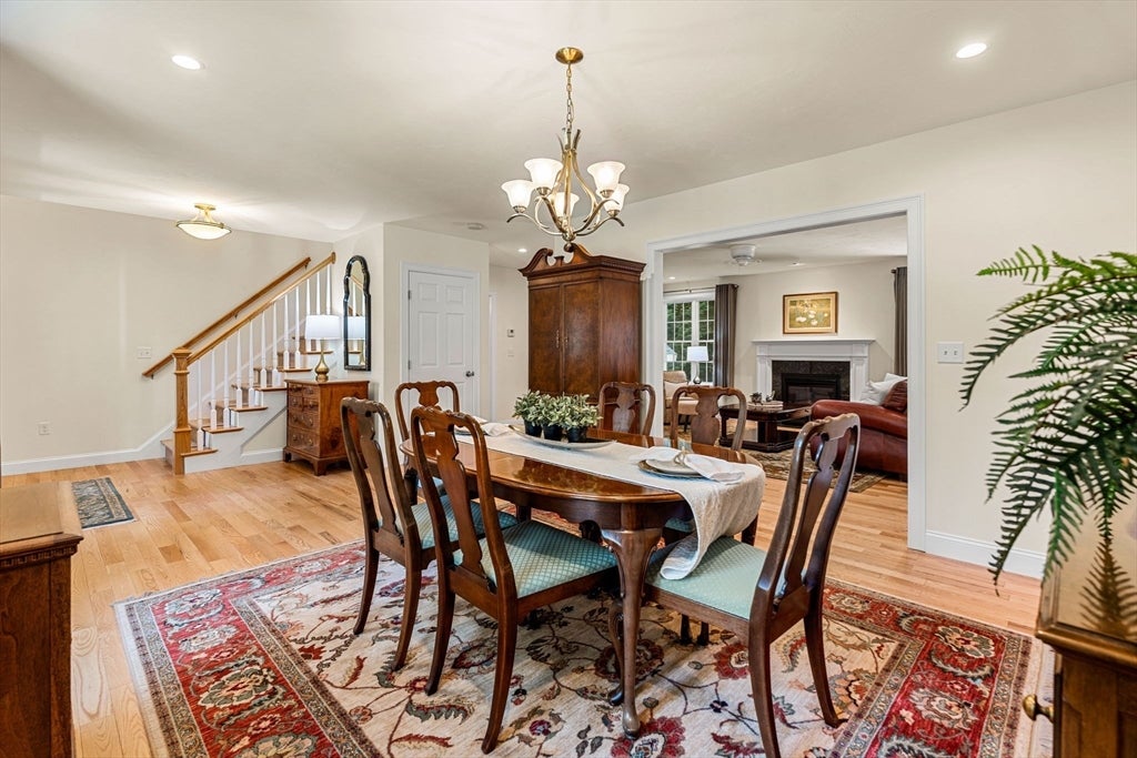14 Village Rd, Pepperell, MA Photo #12