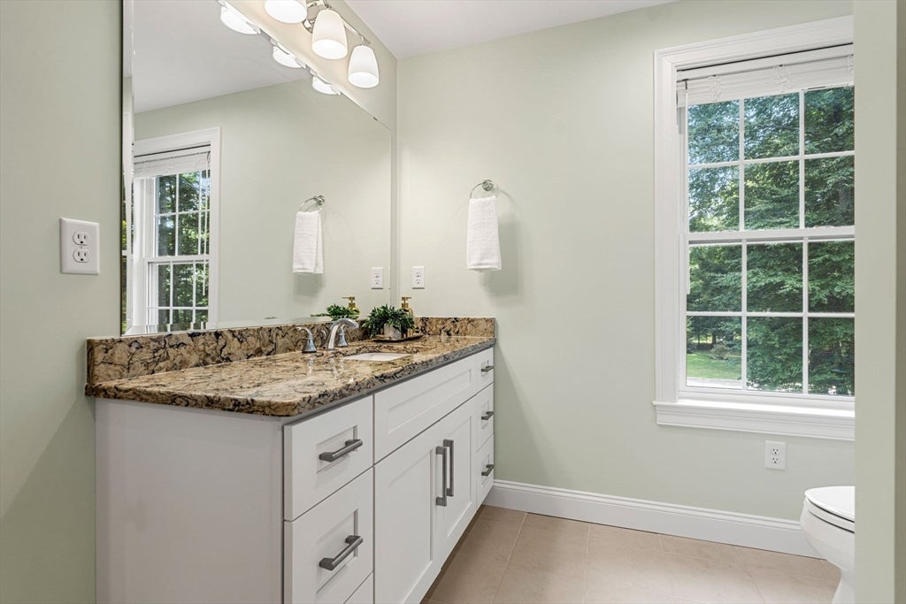 14 Village Rd, Pepperell, MA Photo #25