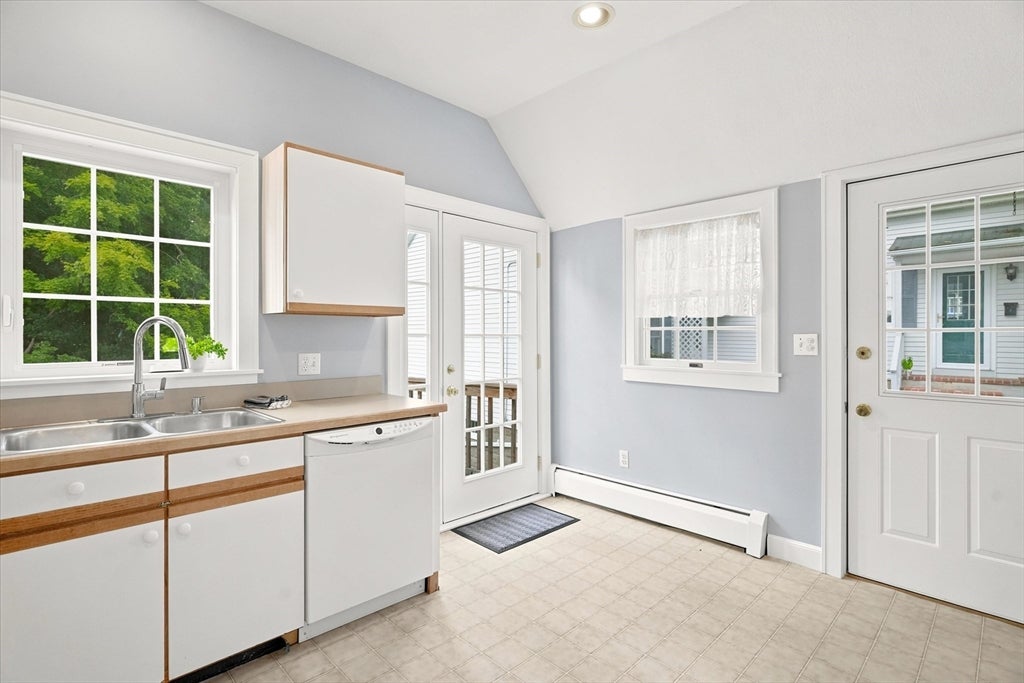 58 Morton Street #A, Andover, MA, 58 Morton Street #A, Andover, MA Photo #3