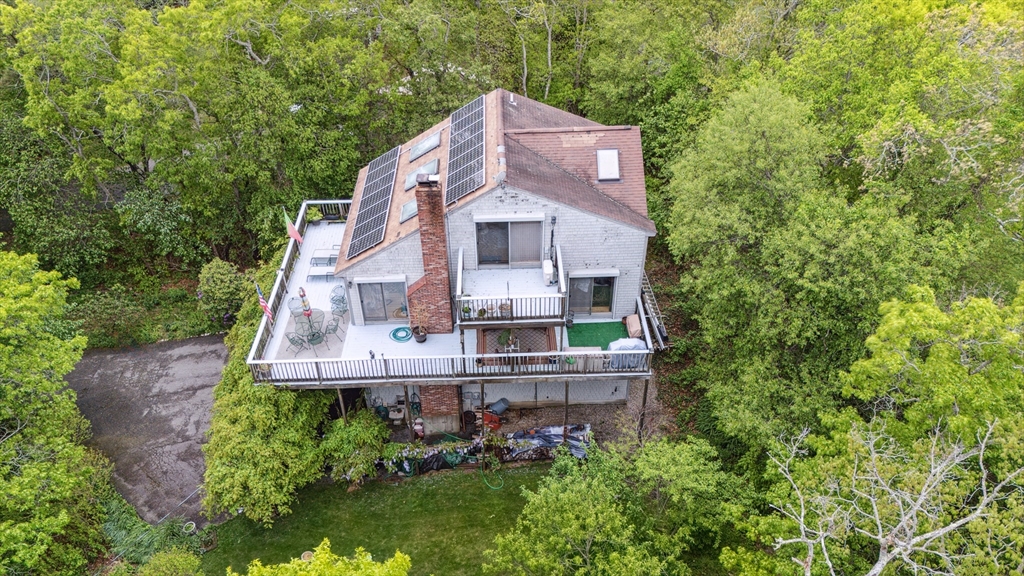 15 Nonantum Road