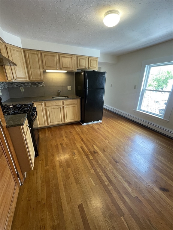 12-14 Mckenn St 2