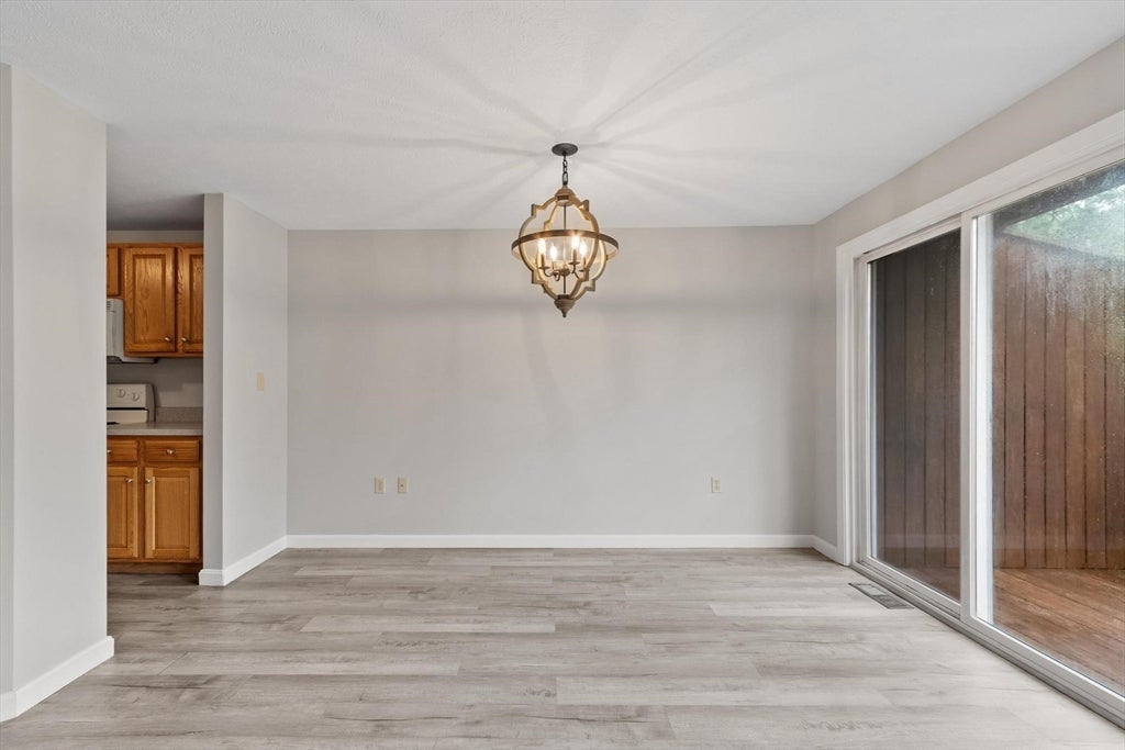 9 Green Briar Rd #9, Fitchburg, MA, 9 Green Briar Rd #9, Fitchburg, MA Photo #4