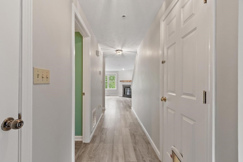 9 Green Briar Rd #9, Fitchburg, MA, 9 Green Briar Rd #9, Fitchburg, MA Photo #30