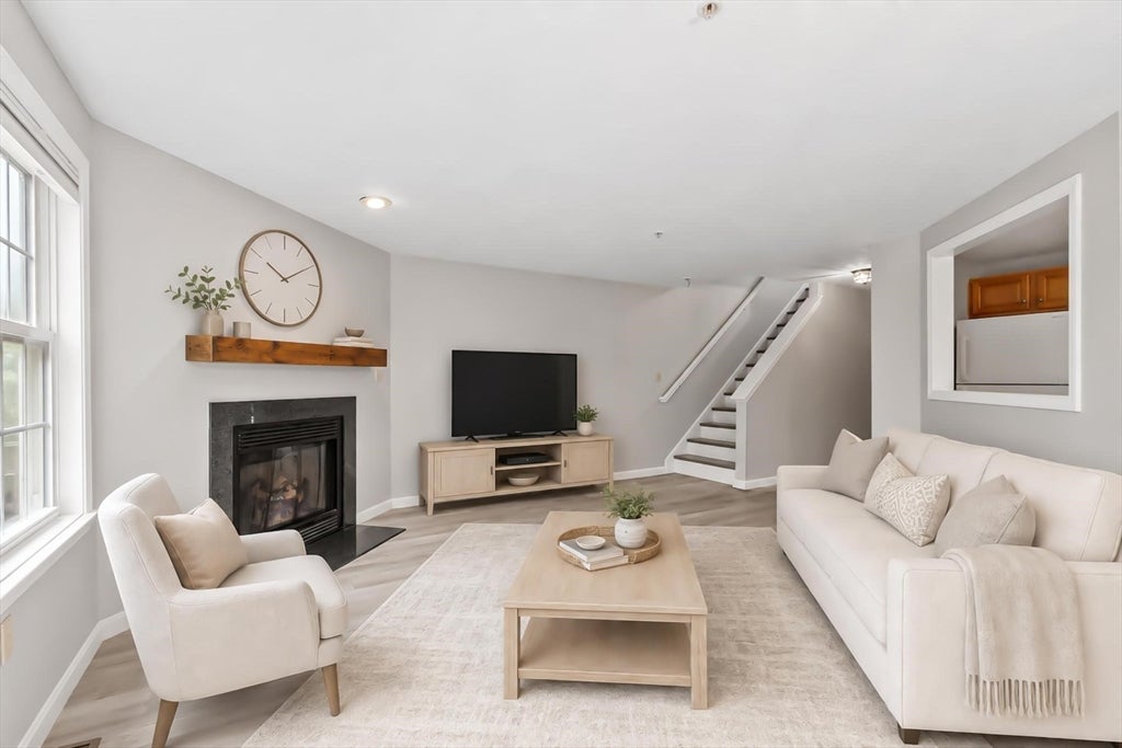 9 Green Briar Rd #9, Fitchburg, MA, 9 Green Briar Rd #9, Fitchburg, MA Photo #6
