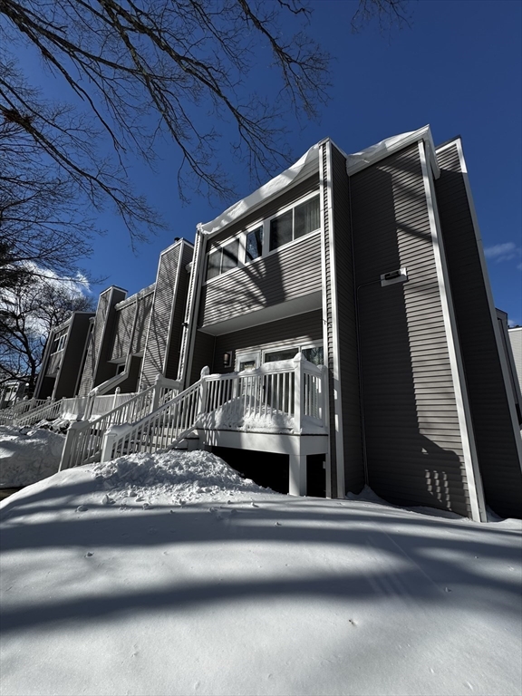 Photo 1 of 31 — 255 North Rd 44, Chelmsford, MA 01824